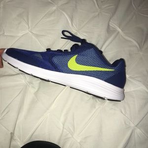 Nike Kids Revolution 3 Sneaker